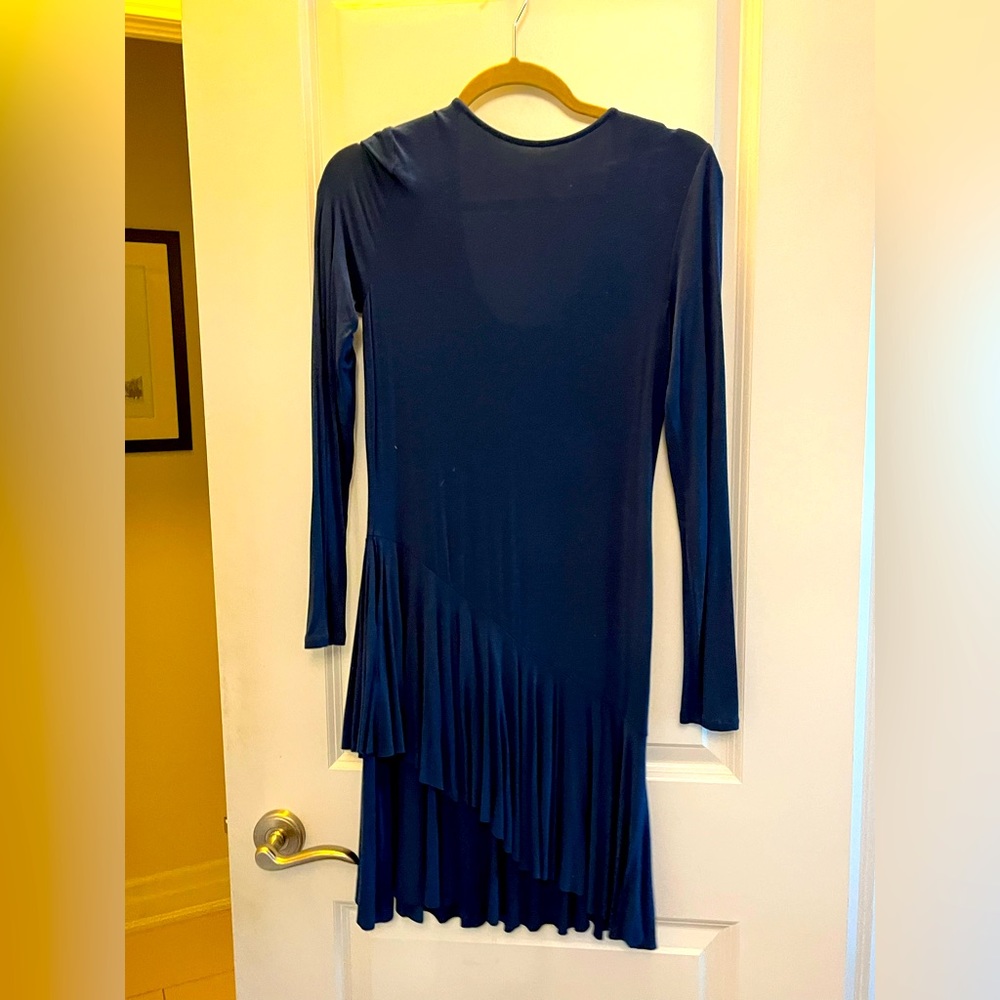 New Never worn Navy comfortable dress a classic cut